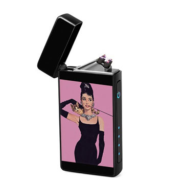 Lighter : Audrey Hepburn - Breakfast at Tiffany's (Pink)